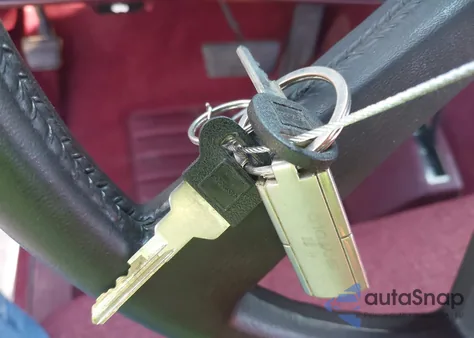 1989 Chevrolet Gmt-400 K1500 z USA, uszkodzony, nr VIN 1GCDK14K0KE231953